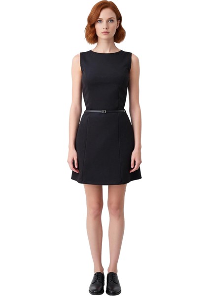 Kadın Siyah Düz Kemerli Mini A Line Kolsuz Bisiklet Yaka Örme Elbise Şık Kış Davetleri Için Ideal modelleri
