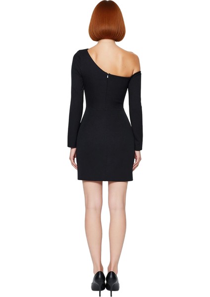 Kadınlar Için Bodycon Asimetrik Yaka Drape Detaylı Uzun Kollu Kısa Şık Kokteyl Elbisesi Kaliteli fırsatları