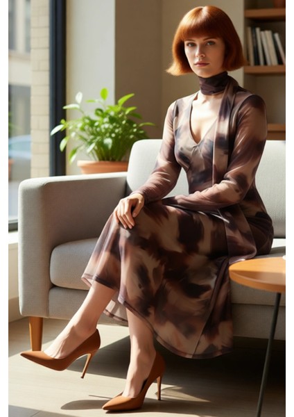 Kadın A Line Kesim Soyut Desenli V Yaka Midi Elbise Aksesuar Detaylı Tül Kumaşıyla Şıklık Sunar. fiyatları