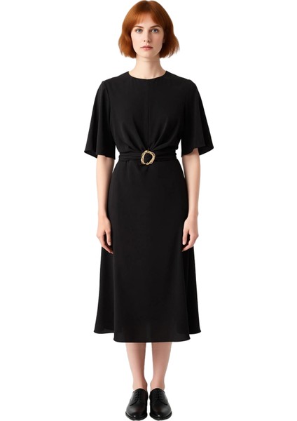 Kadın Bordo A Line Kesim Midi Boy Düz Mat Saten Dokuma Elbise Aksesuar Detaylı Şık Bisiklet Yaka modelleri