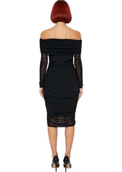 Kadınlara Özel Bodycon Carmen Yaka Uzun Kol Tül Örme Midi Elbise Şık Büzgü Detaylı Tasarım fırsatları