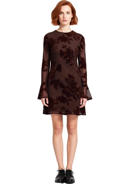 Kadın Çiçekli Desenli Bodycon Mini Tül Elbise Uzun Flare Kollu Astarlı Şık ve Modern Tasarım modelleri