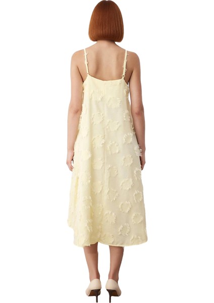 Kadınlar Icin A Line Kesim Ince Askılı Midi Boy Havuz Yaka Flamlı Dokuma Yazlık Elbise Gunluk Siklik fırsatları