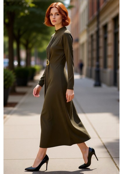 Kadın Dik Yaka Uzun Kollu Sandy Örme Bodycon Maxi Elbise Şık Toka Detaylı Günlük Kombinler Için