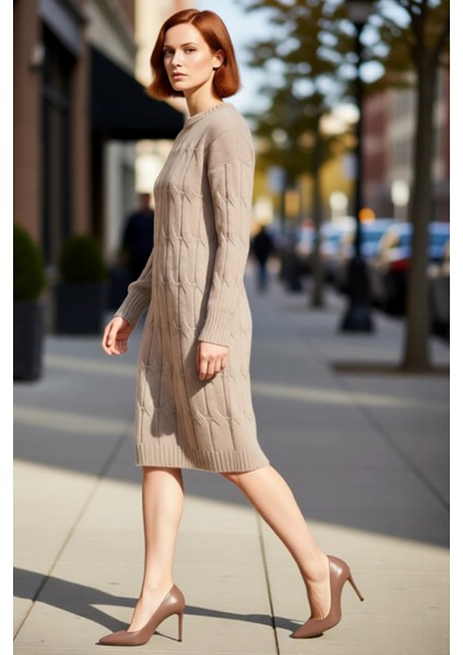 Kadın Saç Örgü Desenli Shift Kalıp Uzun Kol Bisiklet Yaka Mini Triko Elbise Şık ve Konforlu