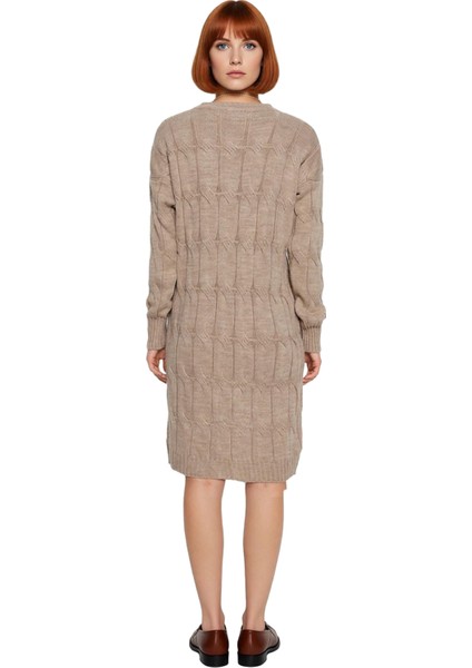 Kadın Saç Örgü Desenli Shift Kalıp Uzun Kol Bisiklet Yaka Mini Triko Elbise Şık ve Konforlu fırsatları