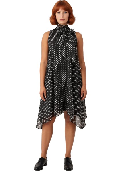 Kadın Siyah Puantiyeli Büyük Beden Dokuma Boyundan Bağlamalı A Line Kolsuz Midi Elbise Kaliteli modelleri