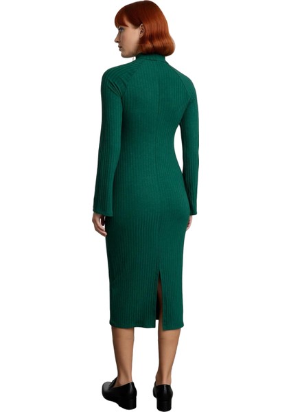 Kadın Midi Örme Elbise Bodycon Kalıbı Dik Yaka Uzun Standart Kol Yırtmaç Detaylı Düz Tasarım Kış fırsatları