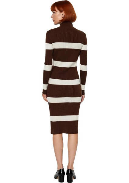 Kadın Triko Çizgili Bodycon Midi Elbise Dik Yaka Uzun Standart Kol Akrilik Rahat Şık Tasarım fırsatları