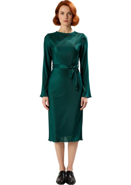 Kadın Mor Pilise Örme Kuşaklı Midi Elbise Kayık Yaka Uzun Kollu Şık Shift Kalıp Tasarım Seçeneği modelleri