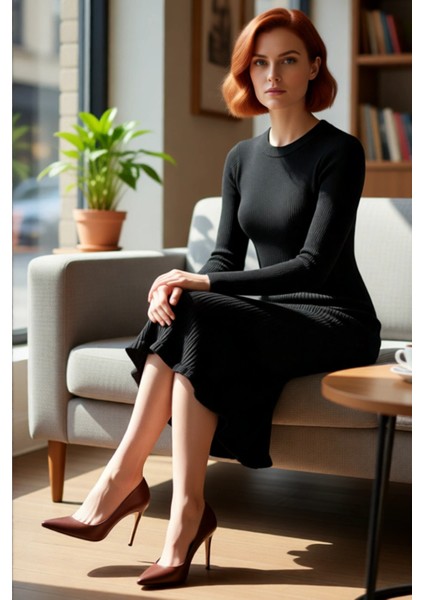 Kadınlar Için Akrilik Triko Midi Elbise Bisiklet Yaka Uzun Kollu Düz Desen Günlük Şık Tasarım fiyatları