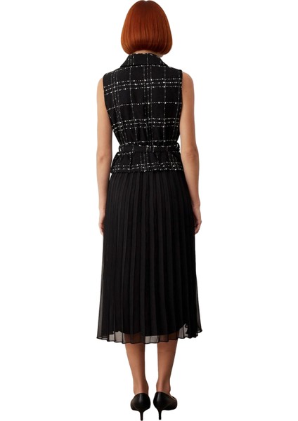 Kadın Skater Midi Elbise Gömlek Yaka Kolsuz Tüvit Dokuma Detaylı Kemerli Piliseli Şık Tasarım fırsatları