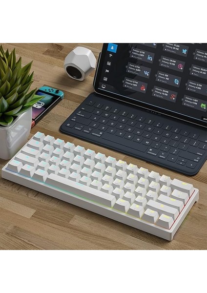 Leaven K620 Type-C Kablolu Klavye LED Rgb 61 Tuşlu Rgb Mekanik Oyuncu Işıklı Klavye Ergonomik Tasarım Bilgisayar Pc Için Gaming Keyboard Beyaz Renk Kırmızı Switch