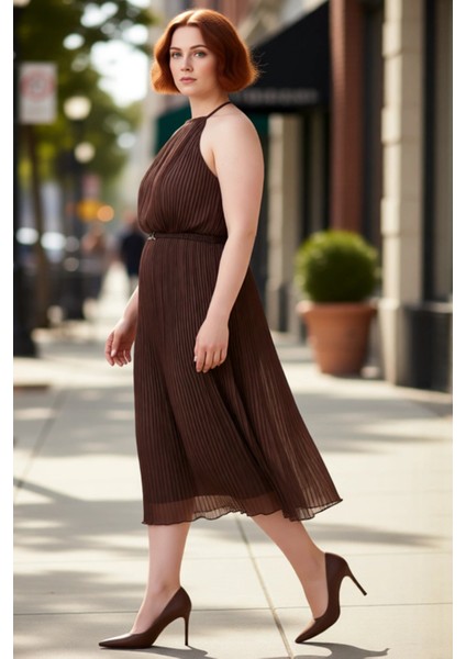 Kadın Büyük Beden Kahverengi Düz Halter Yaka Maxi Bodycon Dokuma Elbise Şık Davetler Için Kaliteli