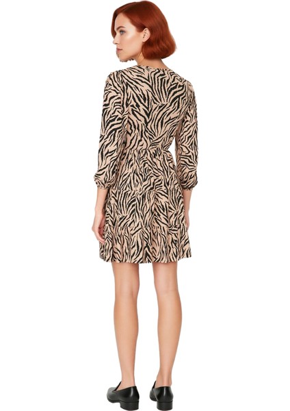 Kadın Günlük V Yaka Truvakar Balon Kol Zebra Desenli Skater Mini Elbise Polyester Kaşkorse modelleri