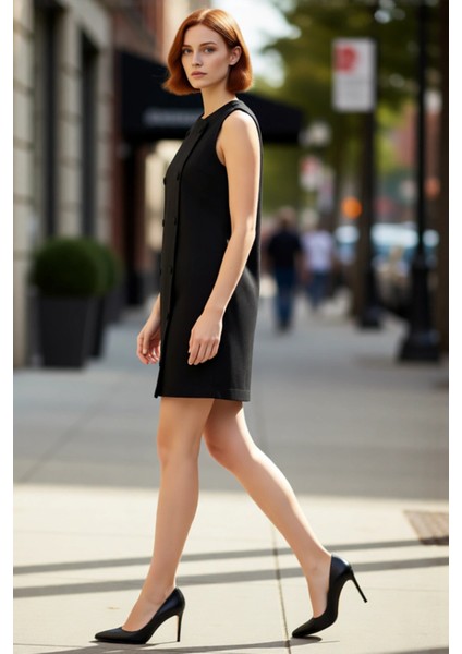 Kadınlar Için Kruvaze Kesim Kolsuz Düz Desen Mini Denim Elbise %100 Pamuk Içeriğiyle Şık Kaliteli