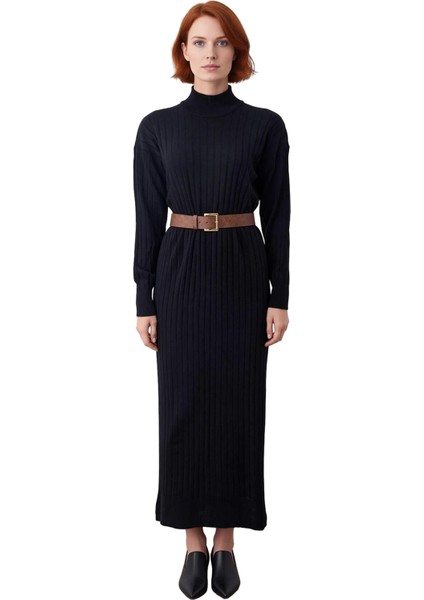 Kadın Şık Düz Shift Kalıp Düşük Kol Dik Yaka Kemerli Maxi Yırtmaç Detaylı Kışlık Triko Elbise modelleri