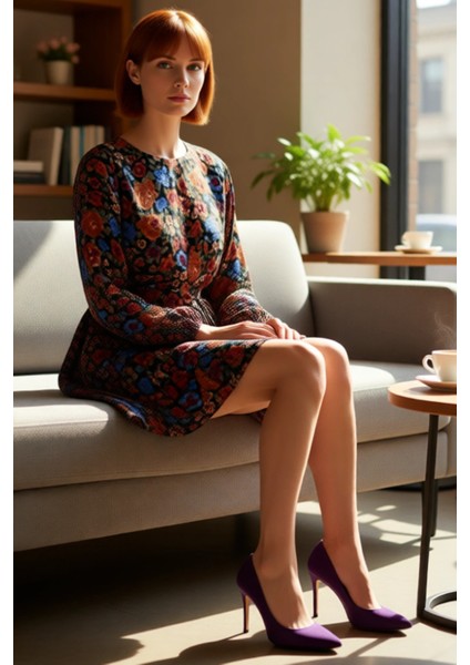 Kadınlar Için Çiçekli Desenli Balon Kol Bisiklet Yaka Kuşaklı Mini Viskoz Dokuma Elbise Şık ve Rahat fiyatları