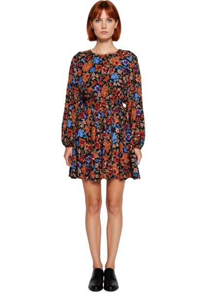 Kadınlar Için Çiçekli Desenli Balon Kol Bisiklet Yaka Kuşaklı Mini Viskoz Dokuma Elbise Şık ve Rahat modelleri