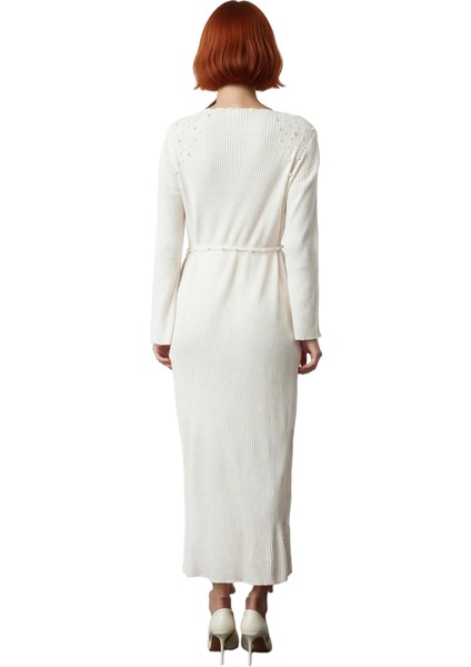 Kadınlara Özel Şık Inci Detaylı Kuşaklı Maxi Boy Triko Elbise Kışlık Ribana Dokulu Akrilik fırsatları