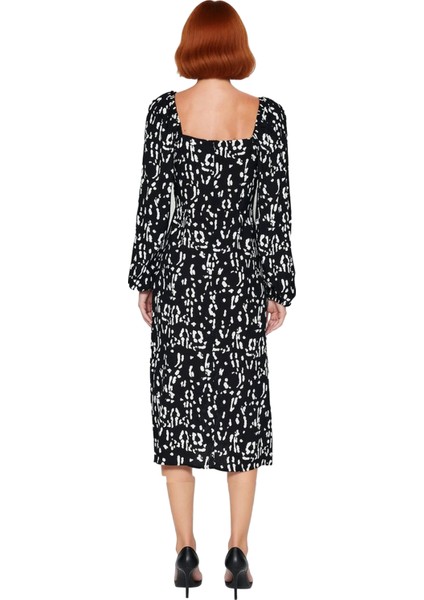 Kadın Soyut Desenli A Kesim Midi Boy Kalp Yaka Balon Kol Detaylı Uzun Kollu Yırtmaçlı Elbise fırsatları