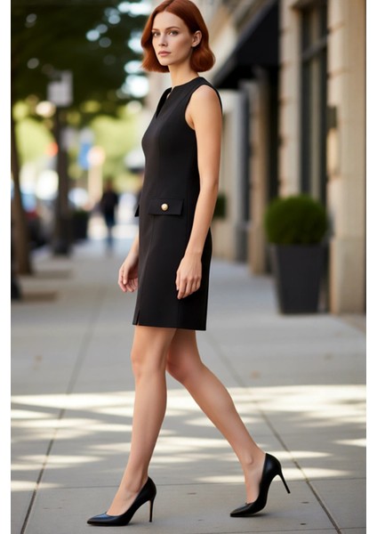 Kadın Siyah Dokuma Mini Elbise Aksesuar Detaylı Kolsuz Kaçık Yaka Şık Skater Kesim Kaliteli