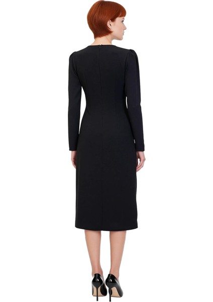 Kadın A Line Kesim Midi Boy Uzun Kollu Dokuma Kışlık Cut Outlı Aksesuar Detaylı Şık Elbise fırsatları