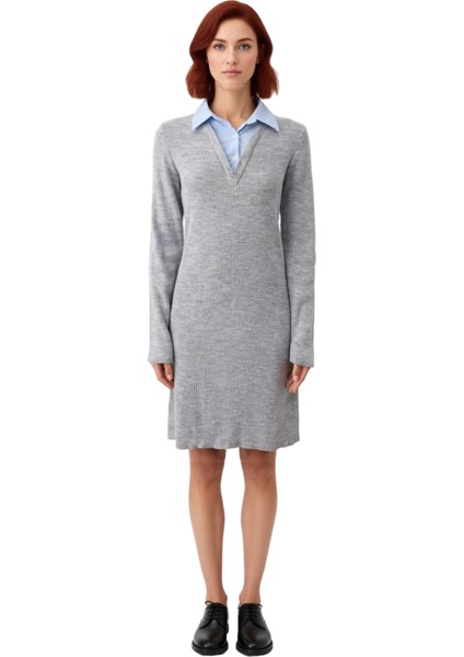 Kadınlara Özel Vücudu Saran Triko Mini Elbise Gömlek Yaka Tasarımı ile Iş Şıklığı Sunuyor Kaliteli modelleri