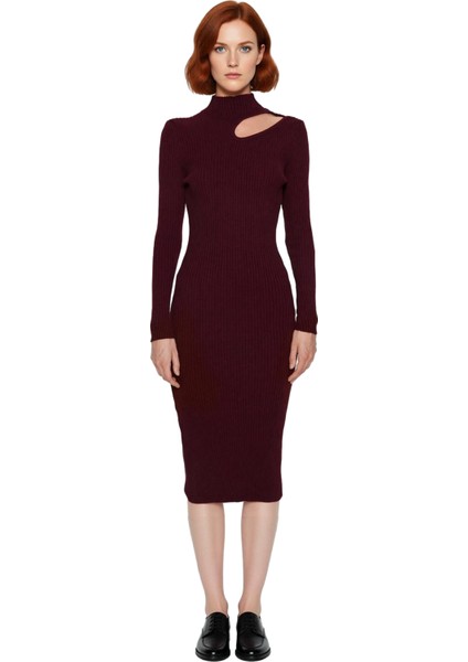 Kadın Bodycon Kesim Midi Uzun Kollu Triko Elbise Dik Yaka Cut Out Detaylı Şık Fitilli Tasarım modelleri