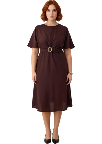 Kadınlar Için A Kesim Düz Kahverengi Midi Boy Aksesuar Detaylı Büyük Beden Dokuma Elbise Kaliteli modelleri