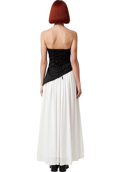 Kadın Siyah Beyaz Renk Bloklu Straplez Fular Detaylı Maxi Skater Abiye Elbise Yazlık Şıklık fırsatları