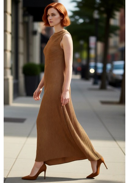 Kadınlara Özel Bürümcük Dokulu Örme Maxi Elbise Şık Kolsuz Tasarımıyla Günlük Rahatlık Sunar