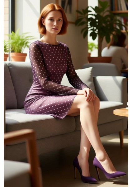 Kadın Zarif Puantiyeli Tül Bodycon Mini Elbise Kayık Yaka Uzun Kol Modern Günlük Stil Trendi