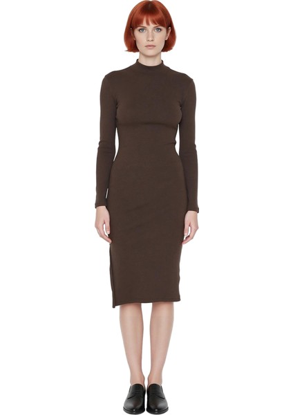 Kadın Bodycon Kesim Dik Yaka Uzun Kollu Midi Yırtmaçlı Rejenere Kaşkorse Elbise Şık Görünüm Sunar modelleri