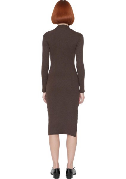 Kadın Bodycon Kesim Dik Yaka Uzun Kollu Midi Yırtmaçlı Rejenere Kaşkorse Elbise Şık Görünüm Sunar fırsatları