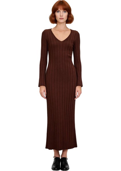 Kadın Bodycon V Yaka Maxi Boy Uzun Kollu Düz Desen Triko Elbise Kış Sezonu Için Şık ve Rahat modelleri