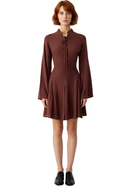 Kadın Skater Kalıp Bağlama Detaylı Yarasa Kol Mini Elbise Şık ve Rahat Kombinler Için Ideal modelleri