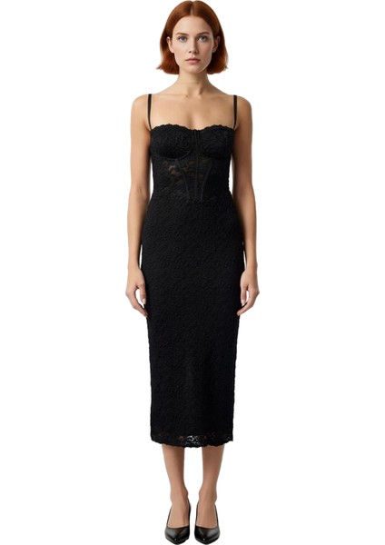 Kadın Şık Bodycon Midi Elbise Ince Askılı Kalp Yaka Dantel Detaylı Astarlı Özel Davet Elbisesi modelleri