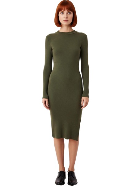 Kadın Bodycon Kesim Dik Yaka Uzun Kollu Midi Yırtmaçlı Rejenere Kaşkorse Elbise Şık Görünüm Sunar modelleri