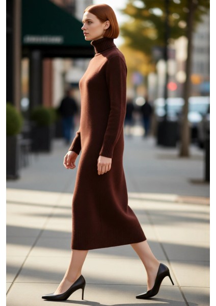 Kadınlara Özel Düz Desen Balıkçı Yaka Midi Triko Elbise Kış Aylarının Rahat ve Şık Seçimi Kaliteli