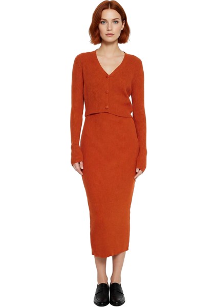 Kadın Bodycon Düz Triko Midi Elbise Uzun Kollu V Yaka Günlük Şık ve Rahat Kombinler Için Kaliteli modelleri