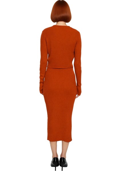 Kadın Bodycon Düz Triko Midi Elbise Uzun Kollu V Yaka Günlük Şık ve Rahat Kombinler Için Kaliteli fırsatları