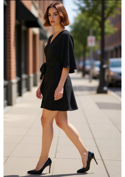 Kadın Şık Siyah V Yaka Kuşaklı Dokuma Mini Elbise Skater Kalıp Truvakar Kol Gündüz Gece Için fırsatları