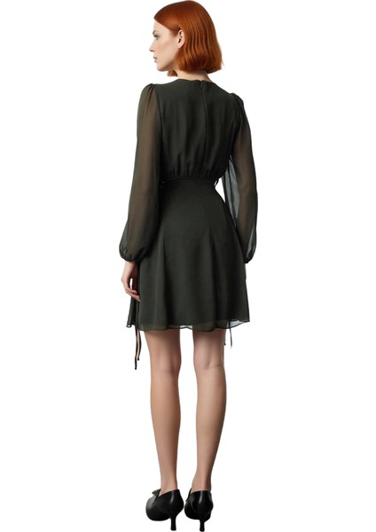 Kadın Düğmeli Haki V Yaka Balon Kollu Astarlı Skater Mini Elbise Günlük ve Özel Kombinler Için Ideal fırsatları