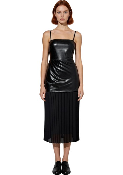 Kadın Siyah Shift Kalıp Suni Deri Üst Şifon Plise Maxi Elbise Şık Gece Kombinleri Için Ideal modelleri