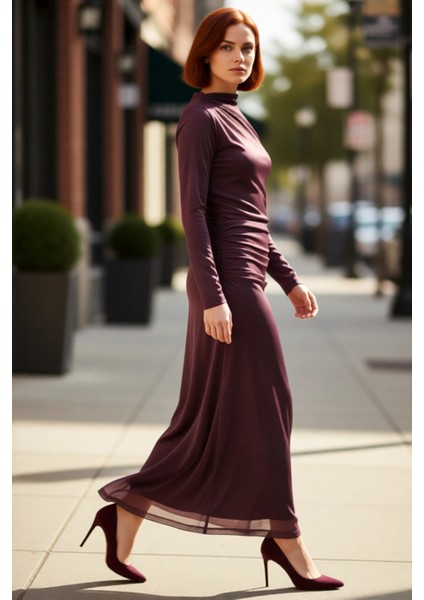 Kadın Batik Desenli Dik Yaka Skater Midi Elbise Şık ve Modern Uzun Kollu Örme Kumaş Tasarım