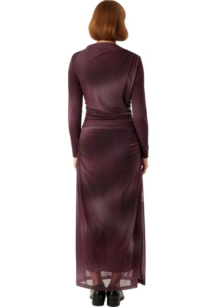 Kadın Batik Desenli Dik Yaka Skater Midi Elbise Şık ve Modern Uzun Kollu Örme Kumaş Tasarım fırsatları