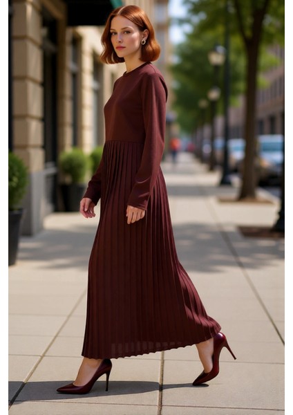 Kadın A Kesim Uzun Kol Bisiklet Yaka Fermuarlı Piliseli Maxi Örme Elbise Kış Kombinleri Için