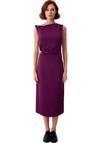 Kadın Shift Kalıp Aksesuar Detaylı Aerobin Dokuma Midi Elbise Şık ve Konforlu Günlük Kullanım Için modelleri