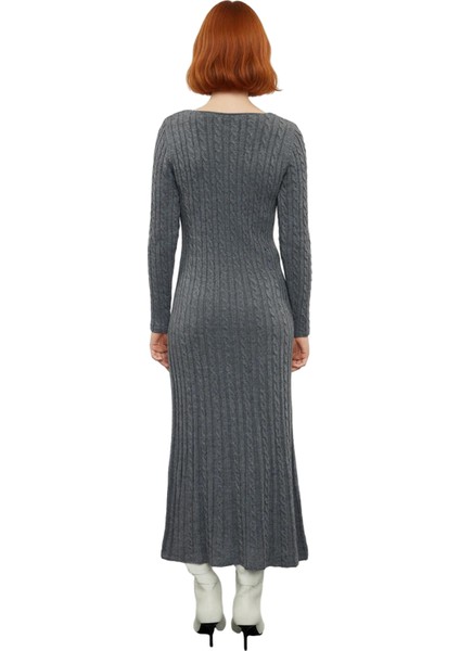 Kadın Triko A Line Saç Örgü Desenli V Yaka Maxi Elbise Uzun Kol Kışlık Günlük Şık ve Rahat Kombinler fırsatları